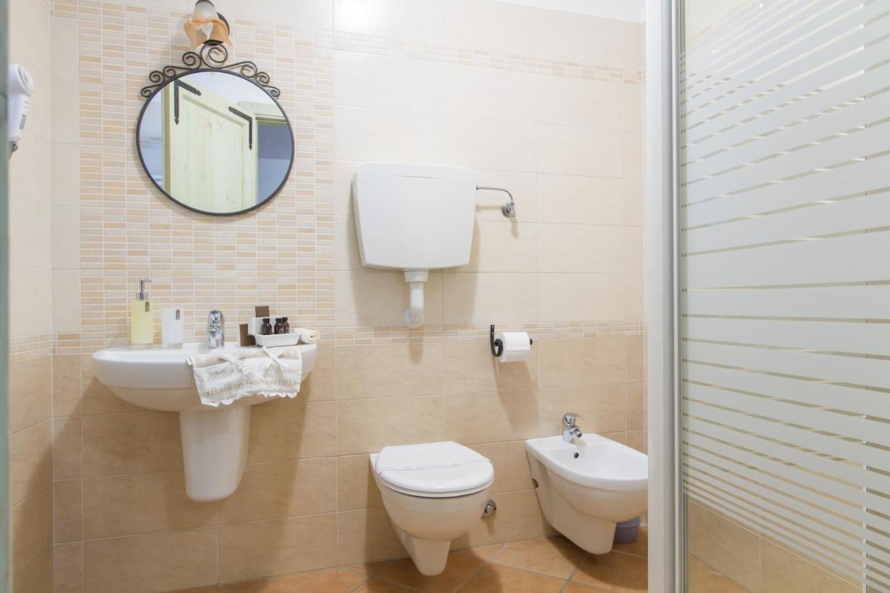 Le Di Aladino Bed & Breakfast Carugate